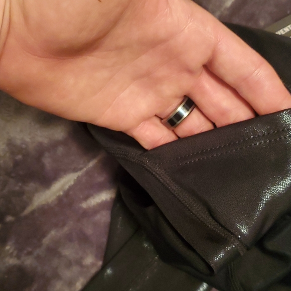 Running barre shiny black leggings - Picture 3 of 5